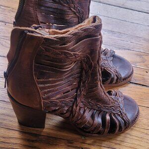 Freebird by Steven Bela Size 8